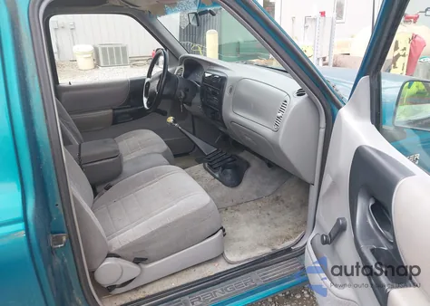 1996 Ford Ranger Super Cab z USA, uszkodzony, nr VIN 1FTCR14A3TPB06188